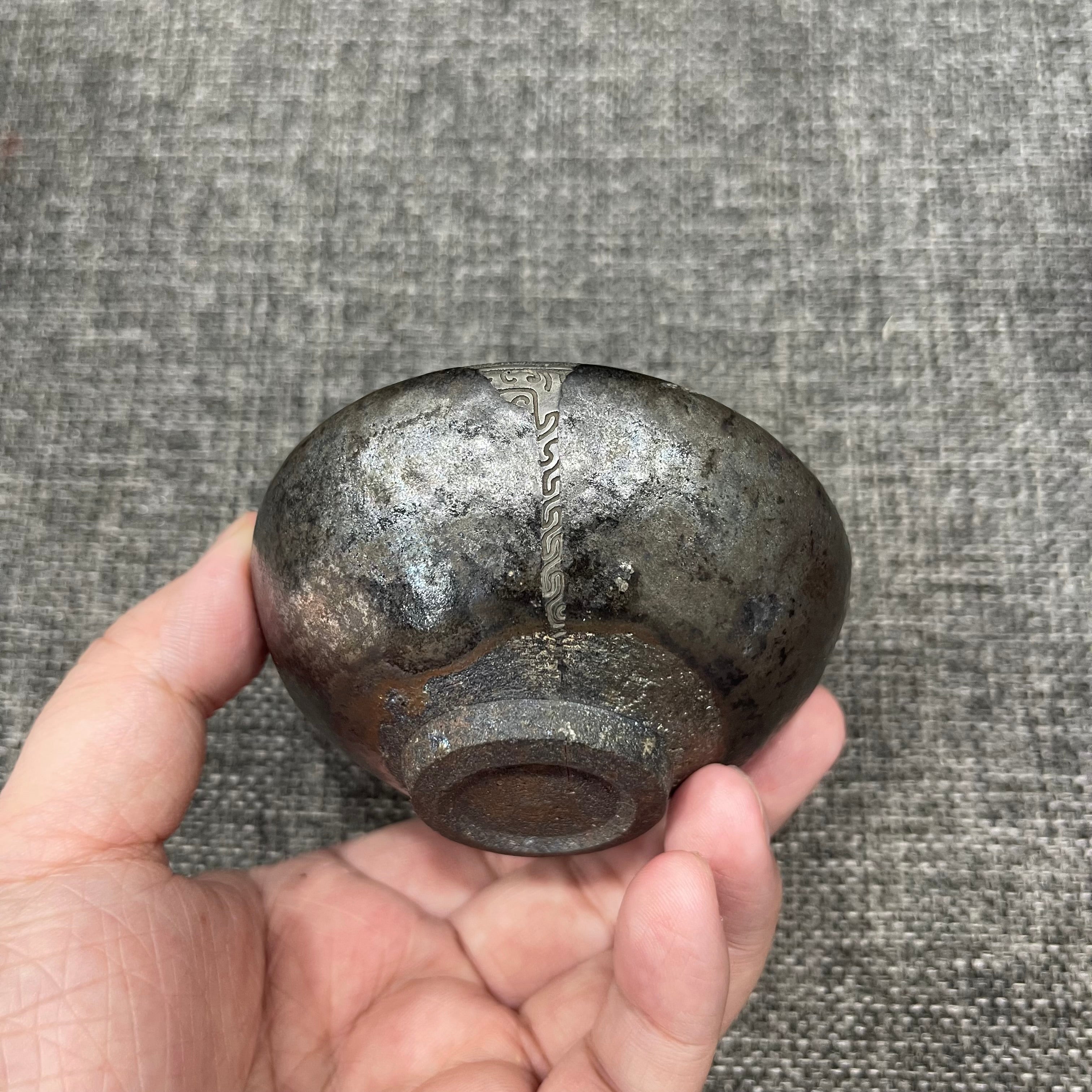 Tin-carved bronze pattern, with old peptide glaze from the Song Dynasty, modern re-fired artwork