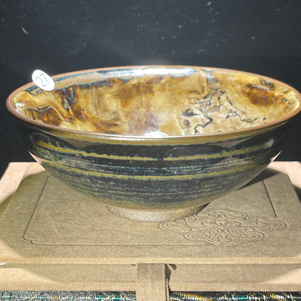 Mountain Dwelling Carving Master Cup, a custom collaboration by Master Lin and Master Chen