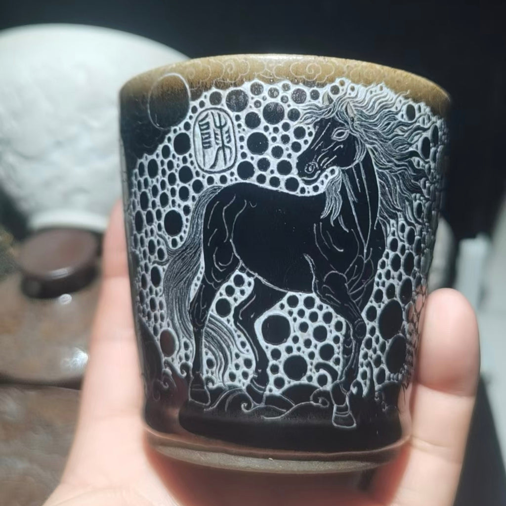 A magnificent steed, hand-carved Jianzhan tea cup