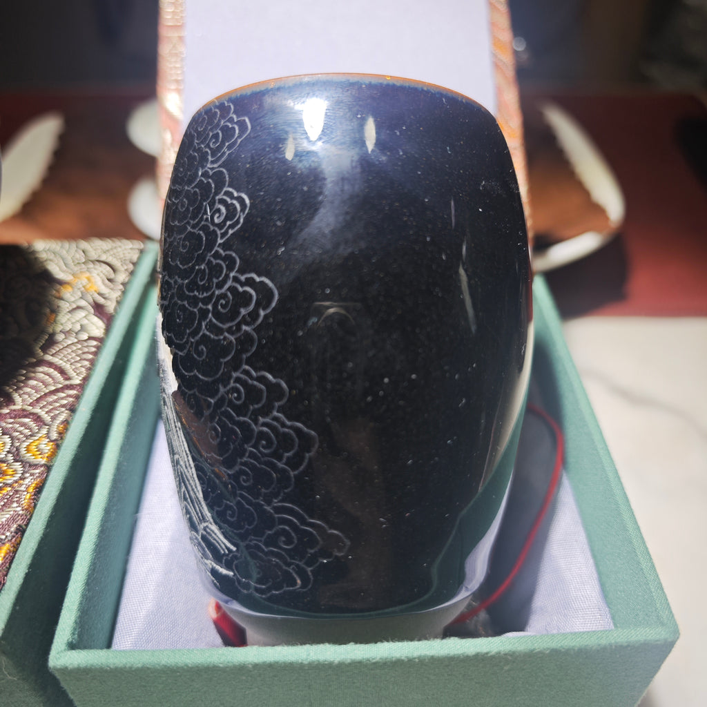 Hand-carved African lion pattern, Jianzhan tea cup handicraft