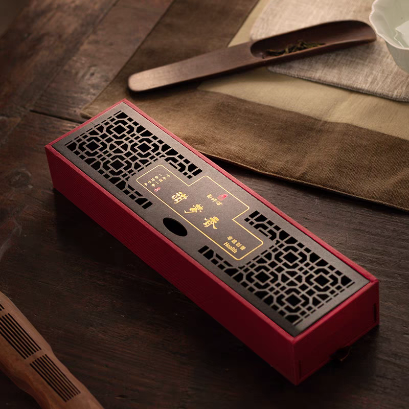 Portable hollowed-out incense box with natural thread fragrance and sweet dream fragrance