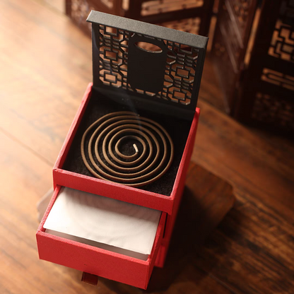 Portable hollowed-out incense box with natural thread fragrance and sweet dream fragrance