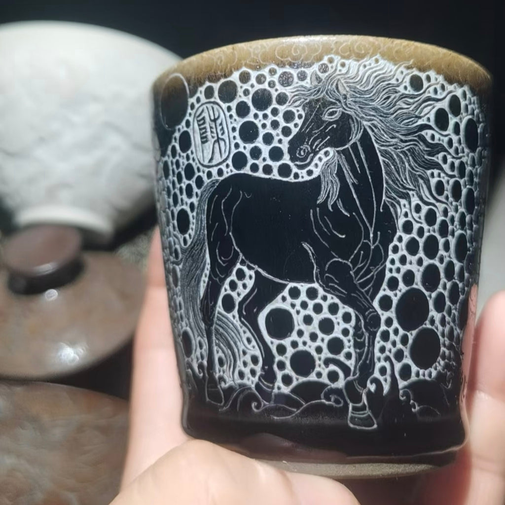A magnificent steed, hand-carved Jianzhan tea cup