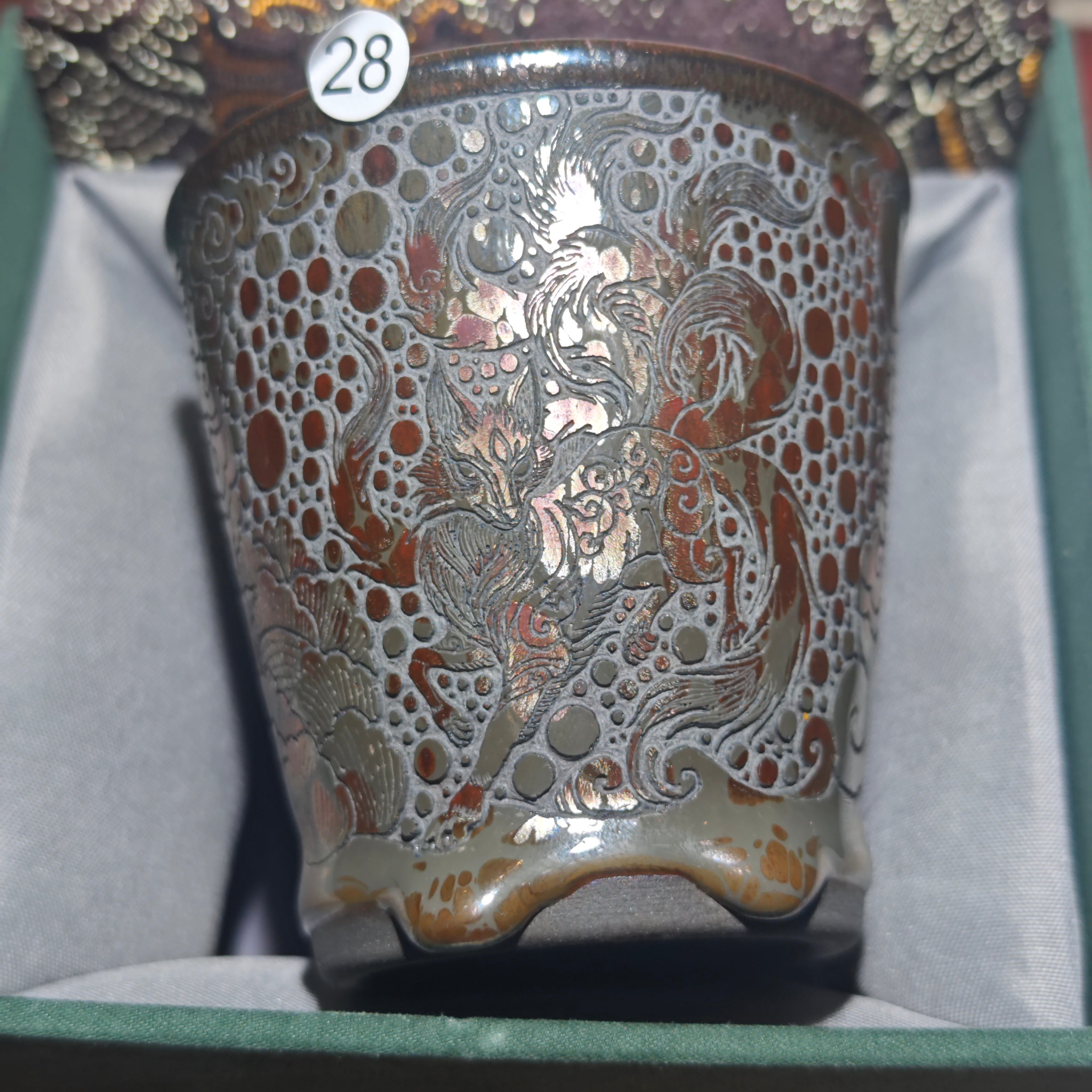 Nine-tailed fox, Jianzhan tea cup carving