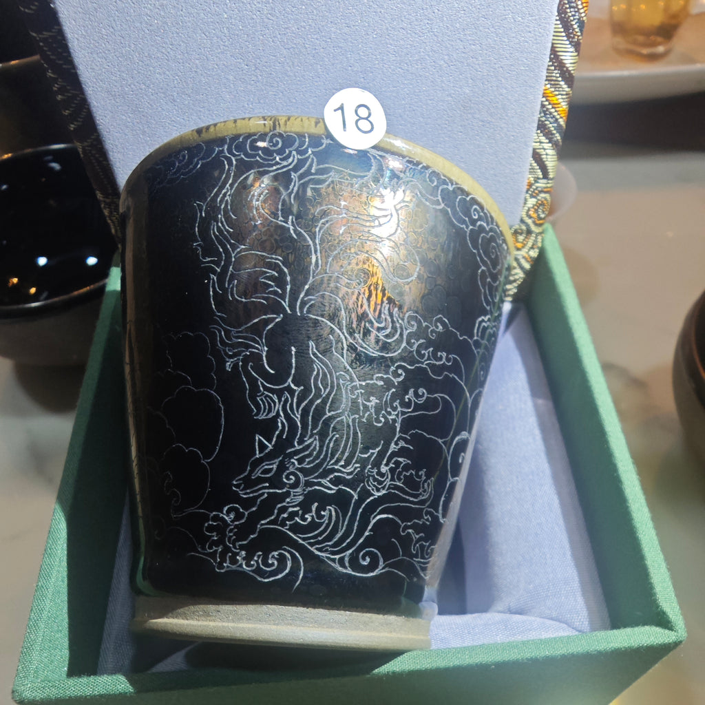 Nine-tailed fox, custom tea cup pattern design and carving