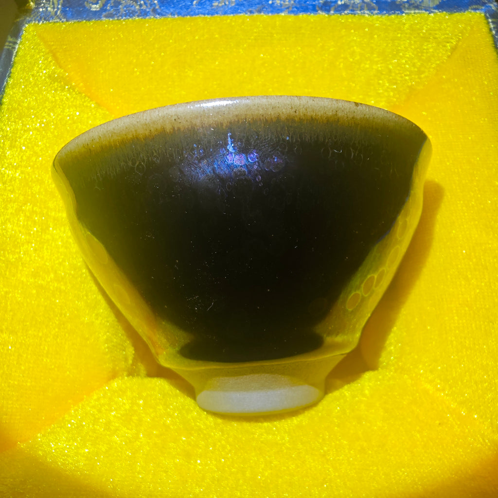 Naruto Toad Ninja pattern carvingHand-carved patterns on Jianzhan tea cups