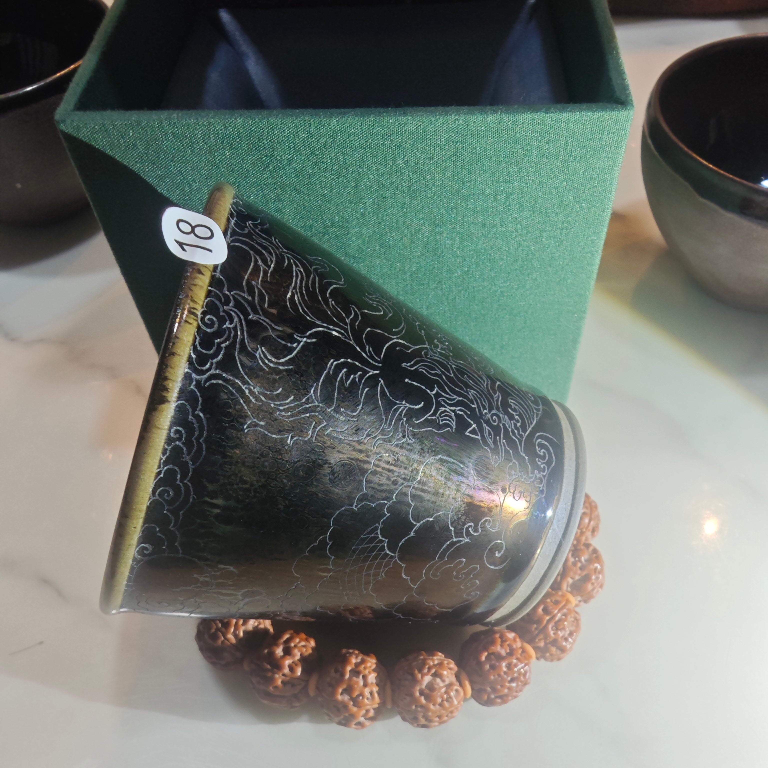 Nine-tailed fox, custom tea cup pattern design and carving